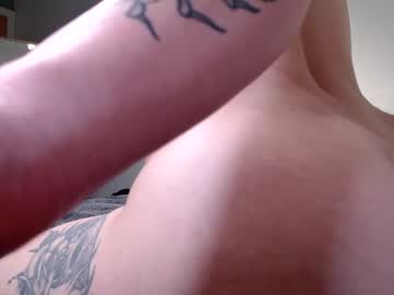 girl
        malthevalleyqueen cam image #1967586