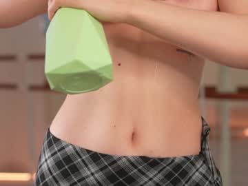girl
        april_blush cam image #4126034