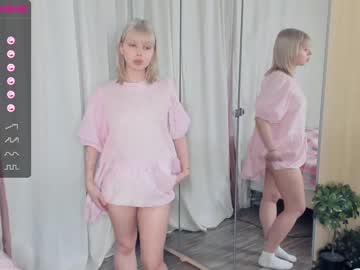 girl
        melissacarterr cam image #525946