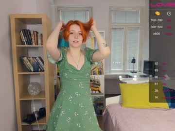 girl
        ruthgill cam image #1056511