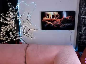 girl
        kitnessky cam image #6322051
