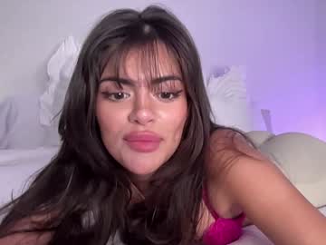 girl
        poutyselena cam image #6011933
