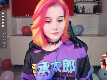 girl
        alicentity cam image #2476959