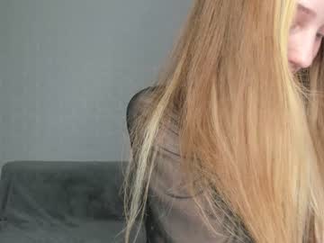 girl
        sandra_buika cam image #1799529