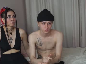 couple
        indulgencex cam image #2790301